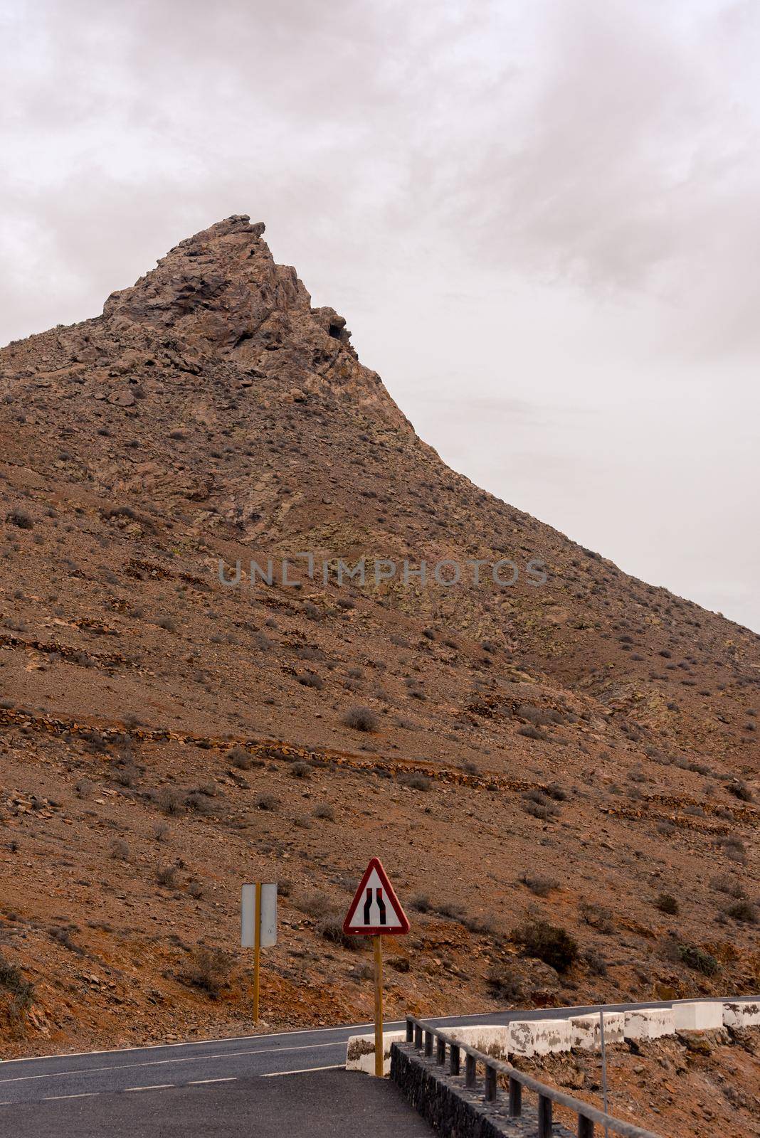 The way from Bentacoria to Pajara on the island of Fuerteventura, Spain.