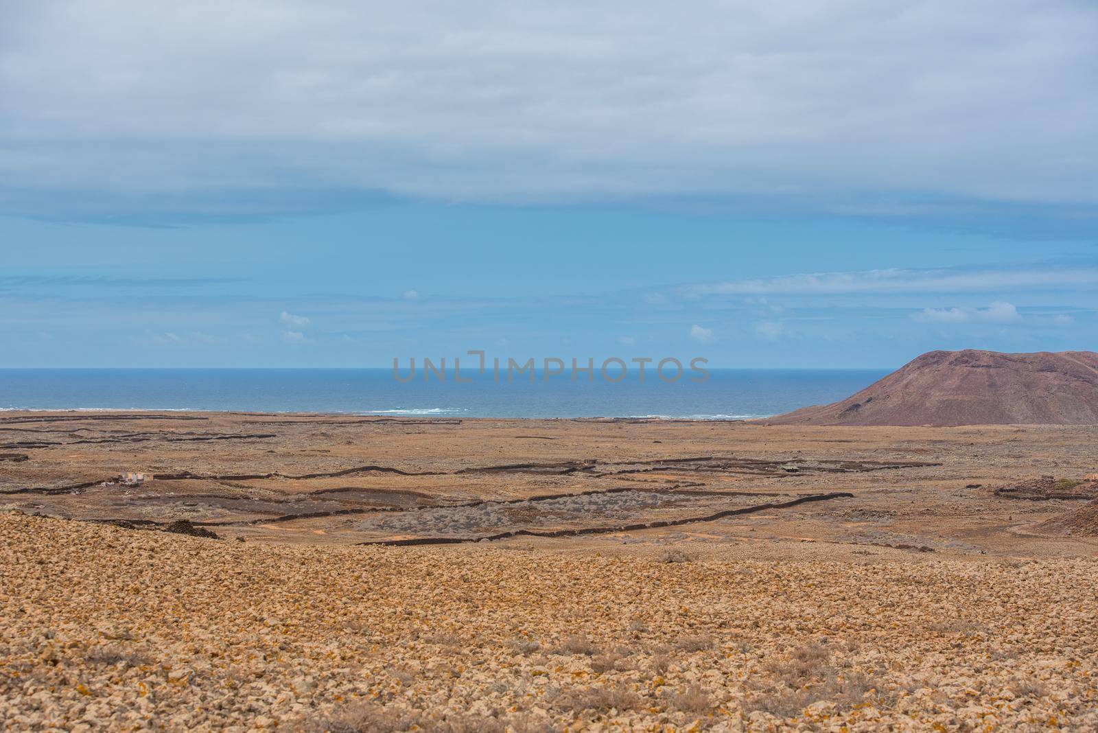 Trial on the Fuerteventura Nature Trail GR 131 from Corralejo to Morro Jable in summer 2020.