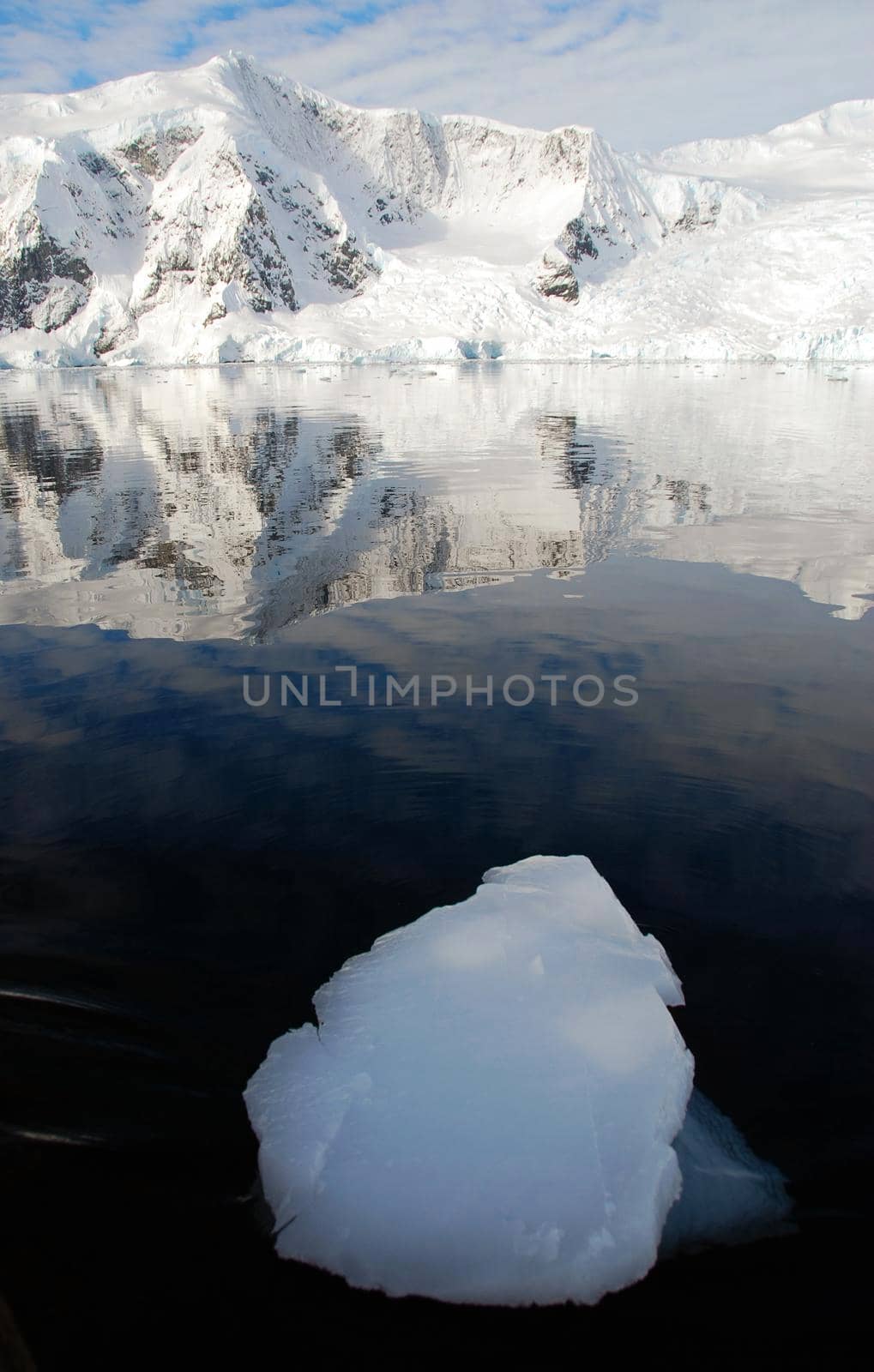 Antarctic landscape with iceberg by fivepointsix