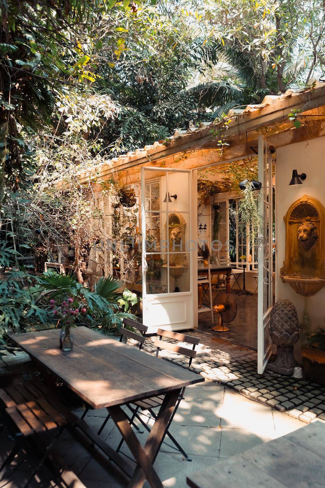 Image of Vintage Dining Room in garden