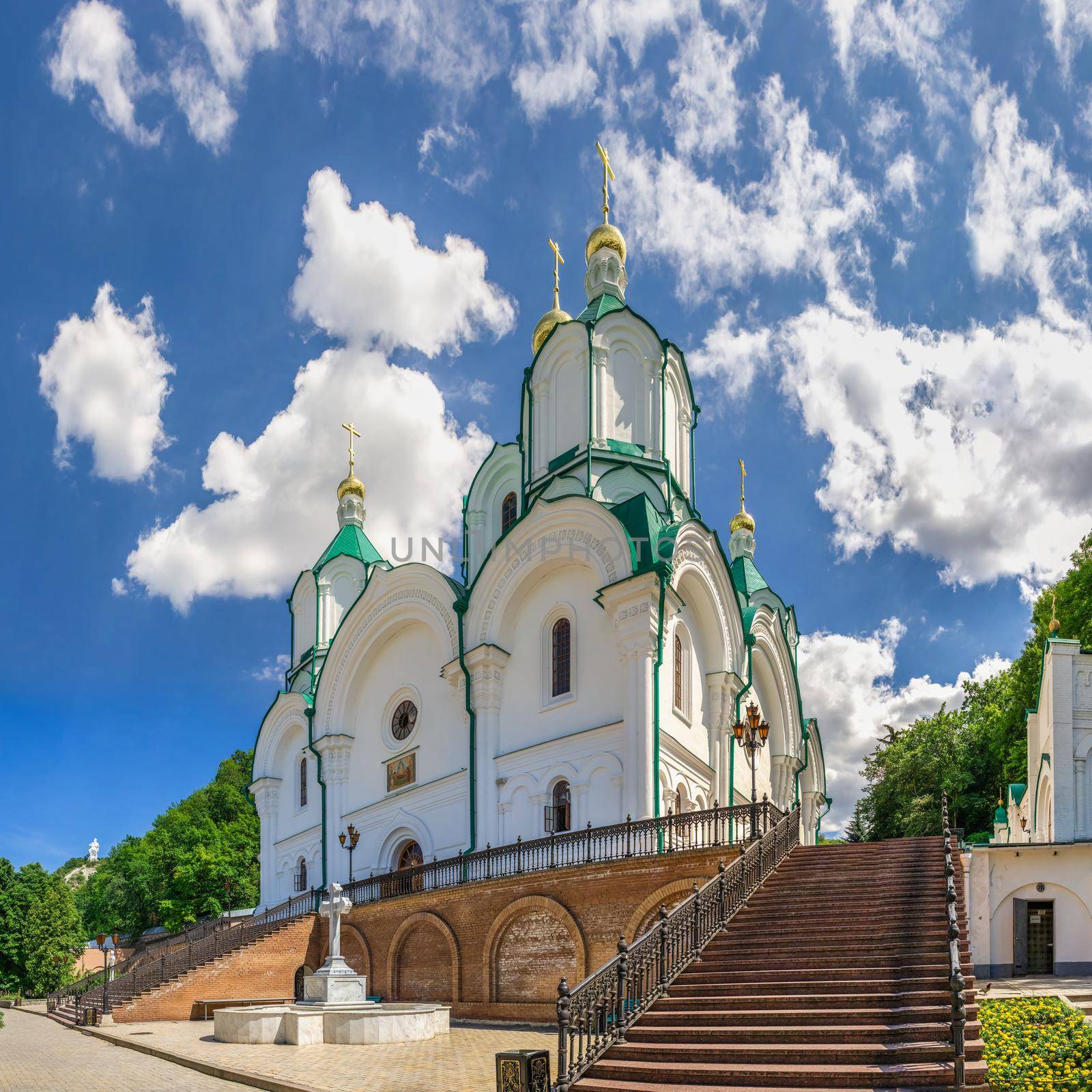 Assumption Cathedral in the Svyatogorsk Lavra by Multipedia