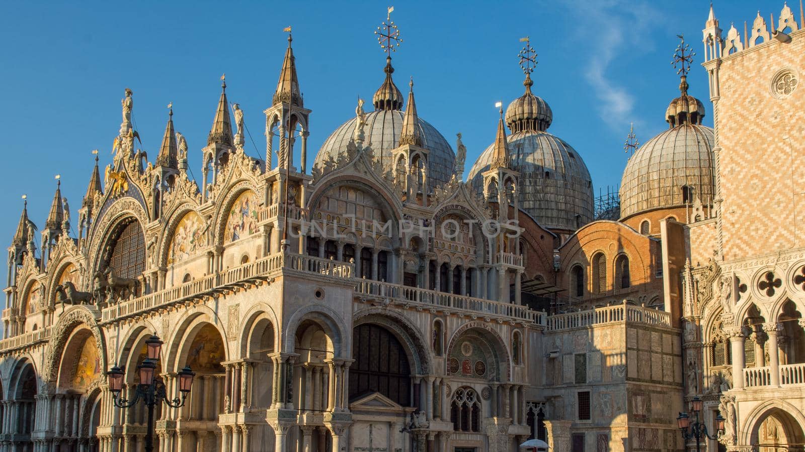 discovery of the city of Venice and its small canals and romantic alleys, Italy