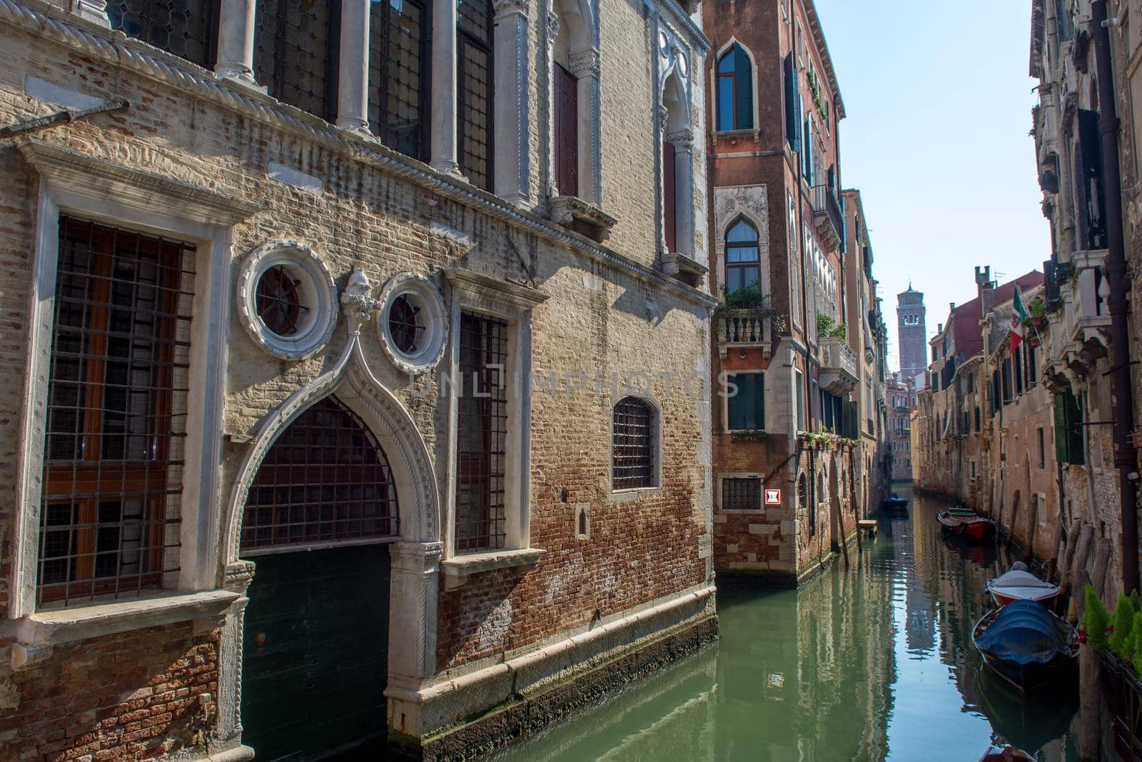 discovery of the city of Venice and its small canals and romantic alleys, Italy