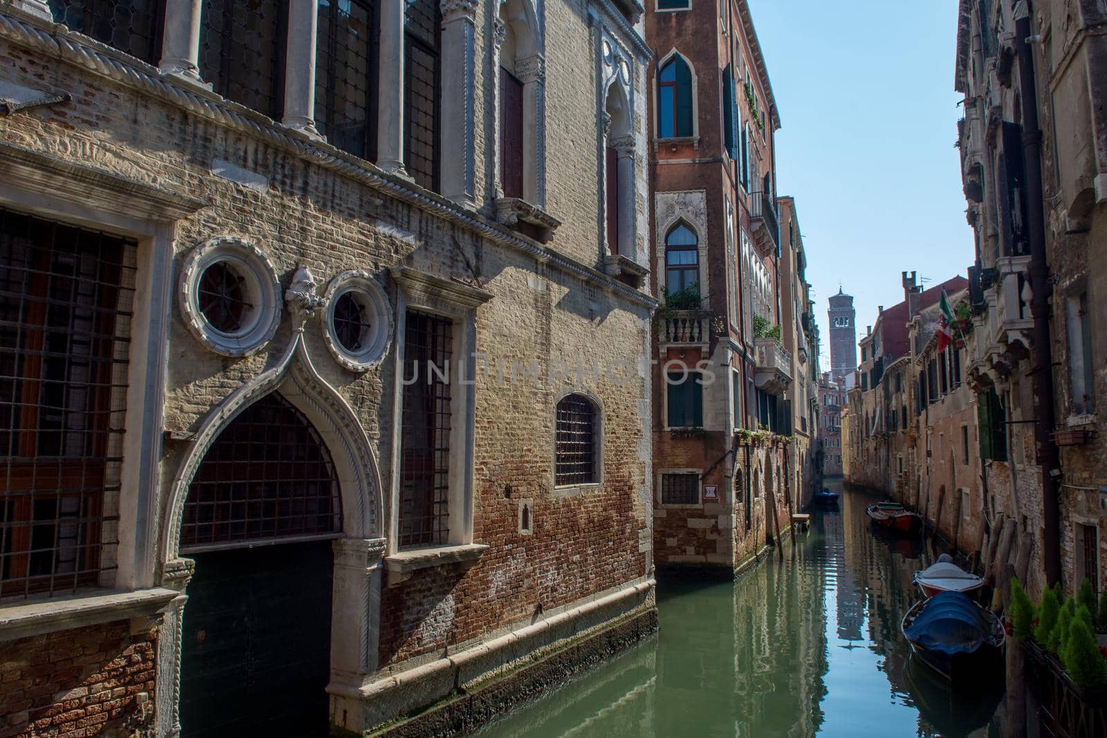 discovery of the city of Venice and its small canals and romantic alleys, Italy