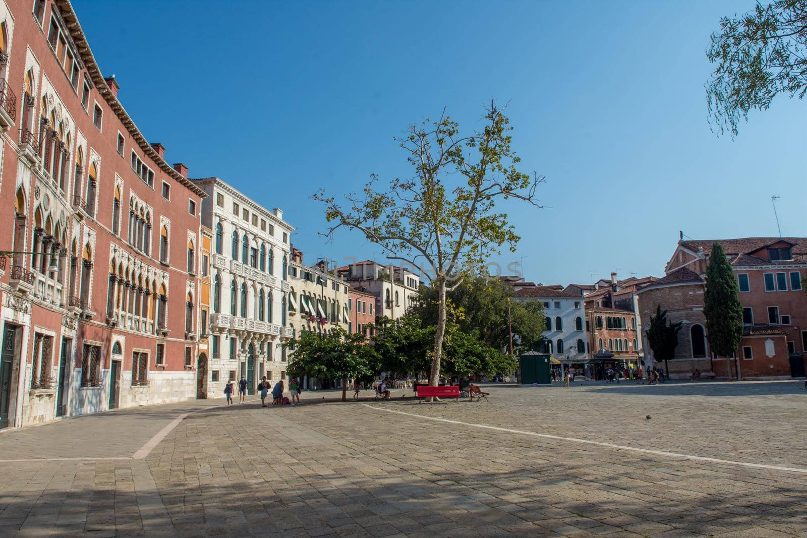 discovery of the city of Venice and its small canals and romantic alleys, Italy