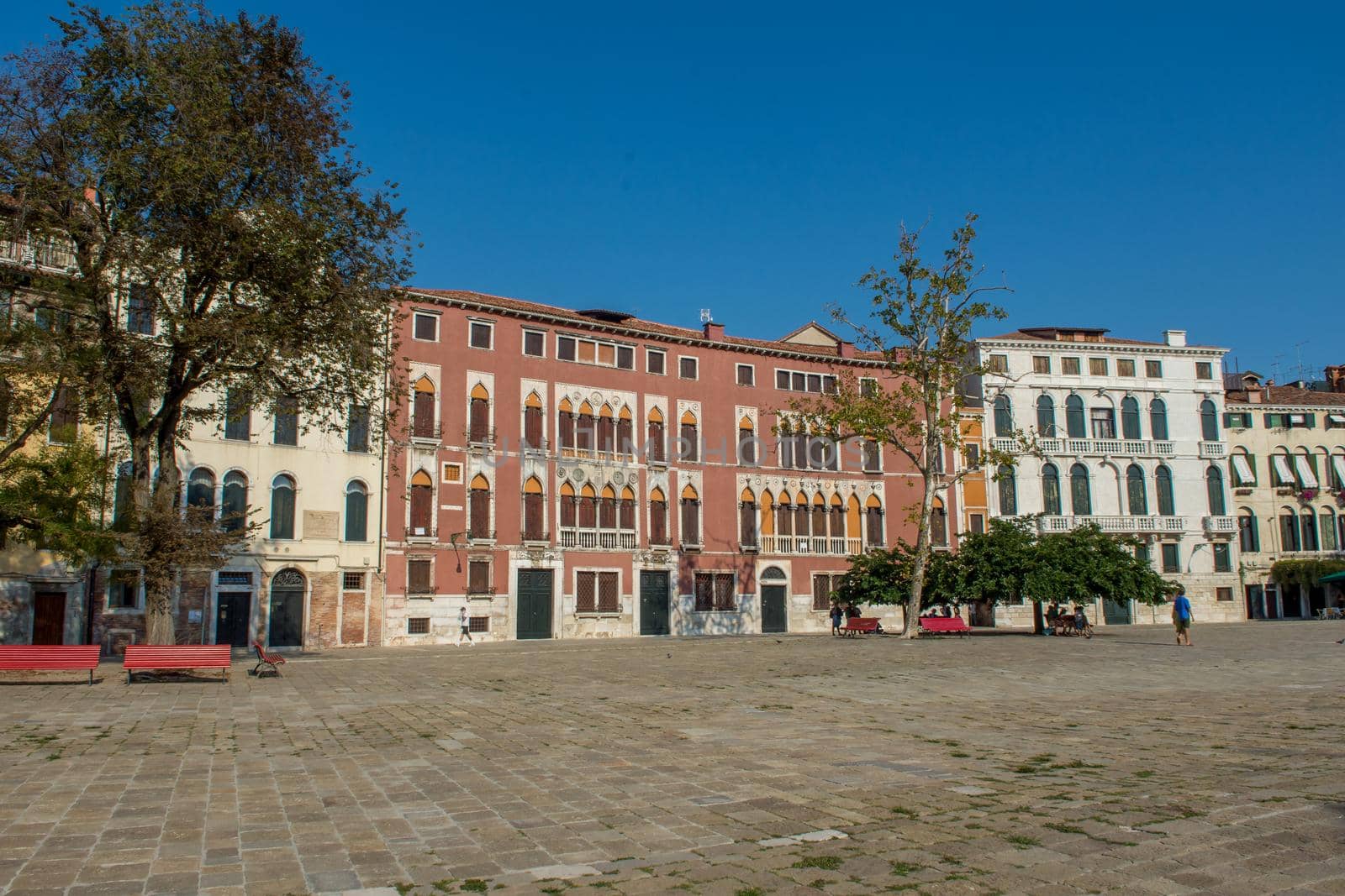 discovery of the city of Venice and its small canals and romantic alleys, Italy