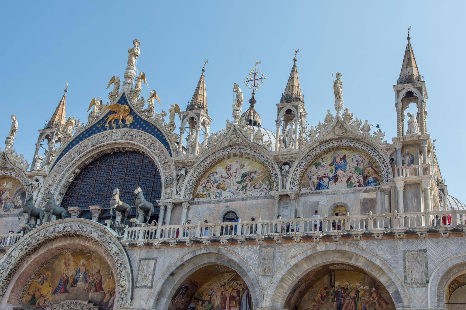 discovery of the city of Venice and its small canals and romantic alleys, Italy