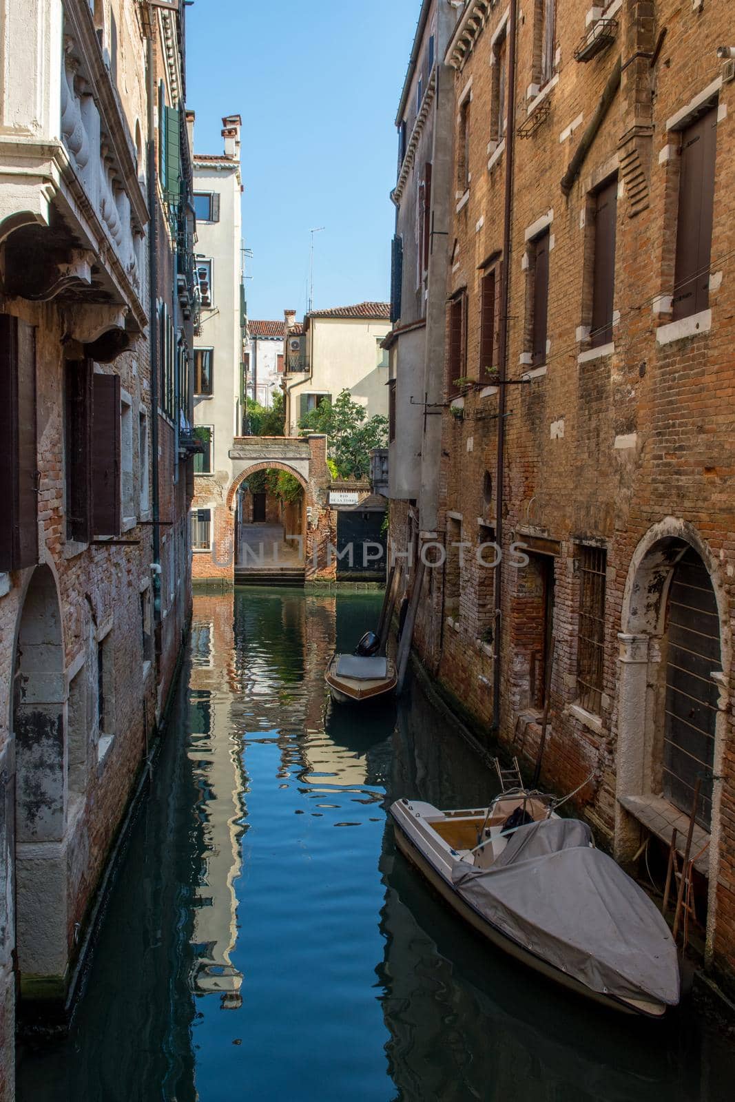 discovery of the city of Venice and its small canals and romantic alleys, Italy