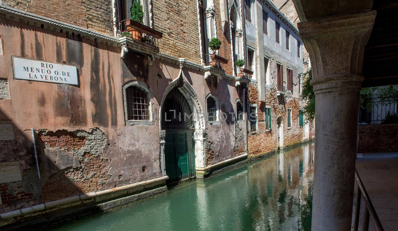 discovery of the city of Venice and its small canals and romantic alleys, Italy