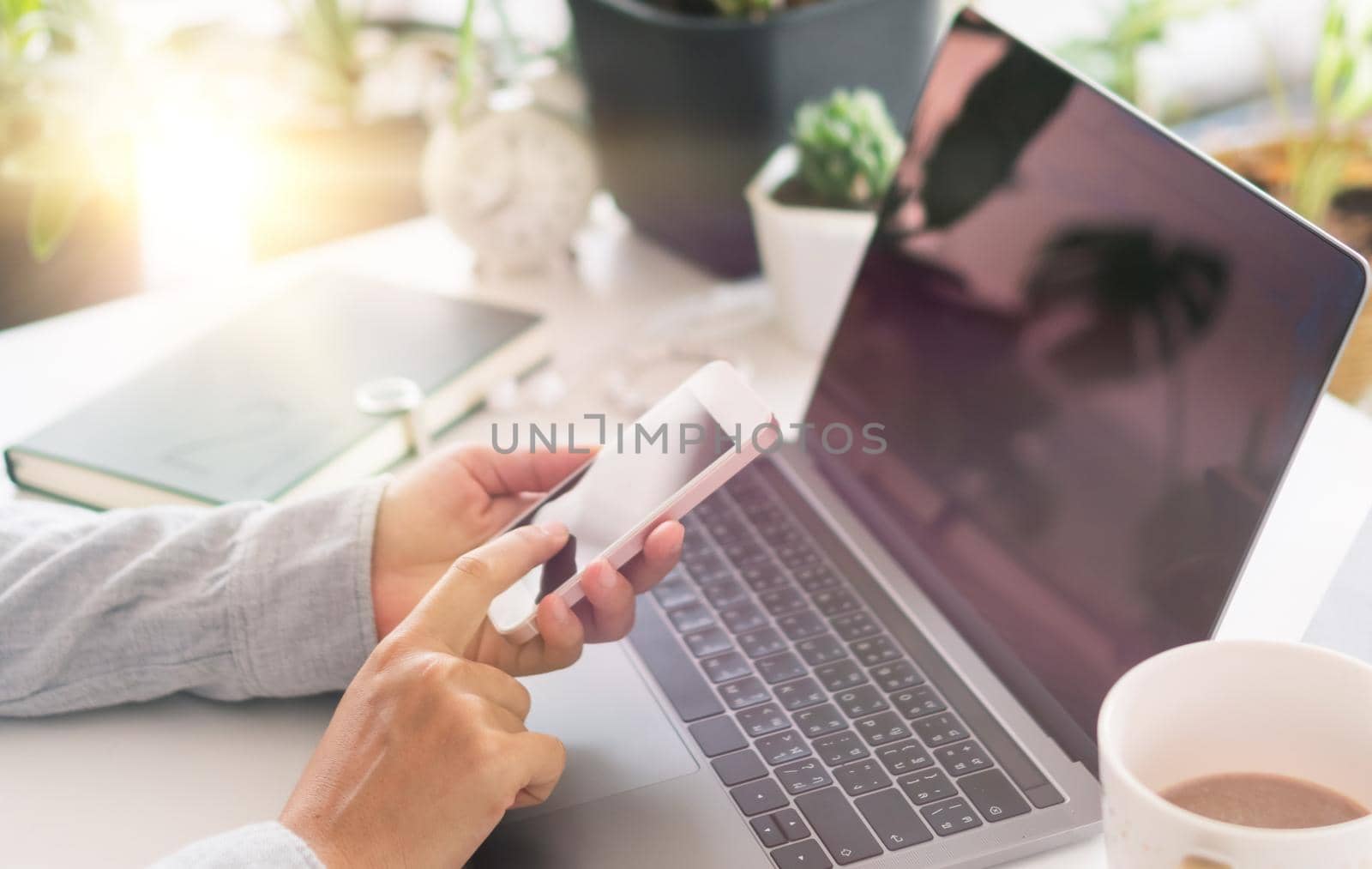  Woman hand using smartphone to do work business, social network, communication concept.