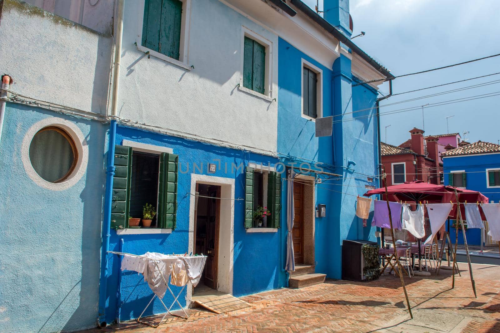 discovery of the city of Venice, Burano and its small canals and romantic alleys by shovag