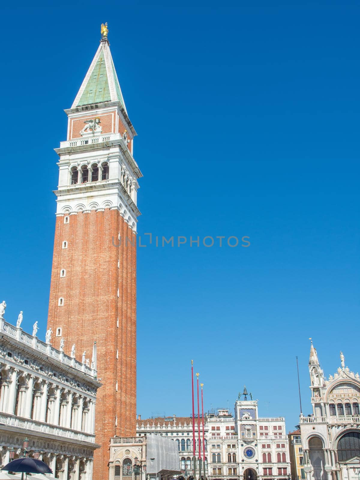 discovery of the city of Venice and its small canals and romantic alleys, Italy