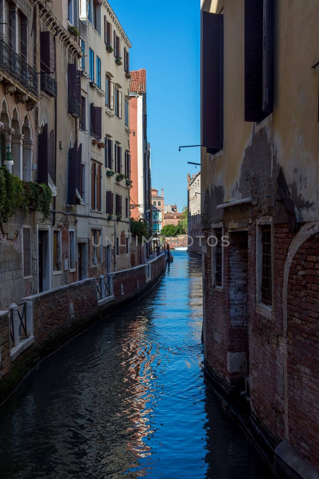discovery of the city of Venice and its small canals and romantic alleys, Italy