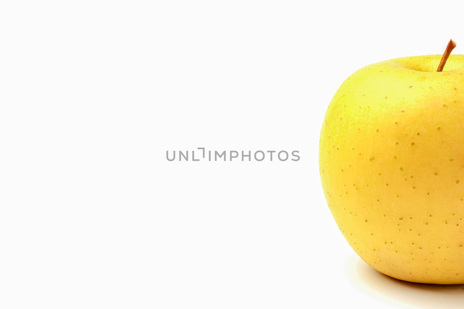 yellow Apple on a white background close-up.isolate. High quality photo