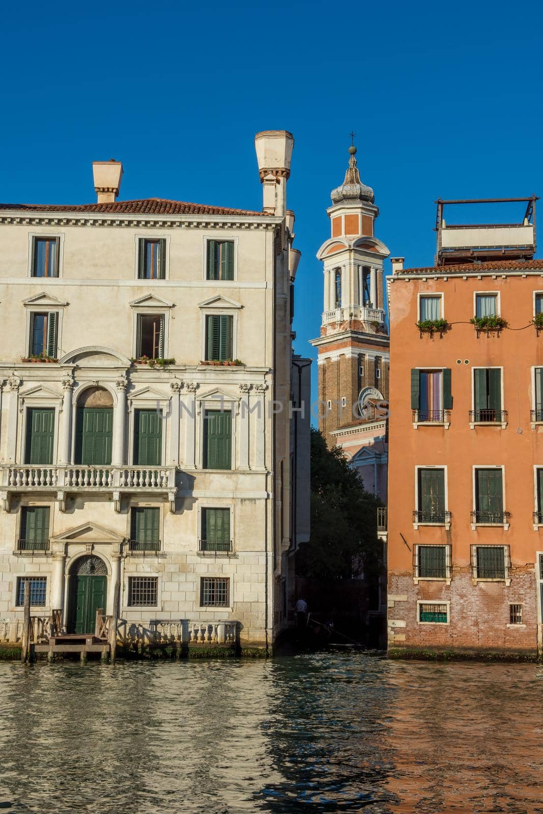 discovery of the city of Venice and its small canals and romantic alleys, Italy