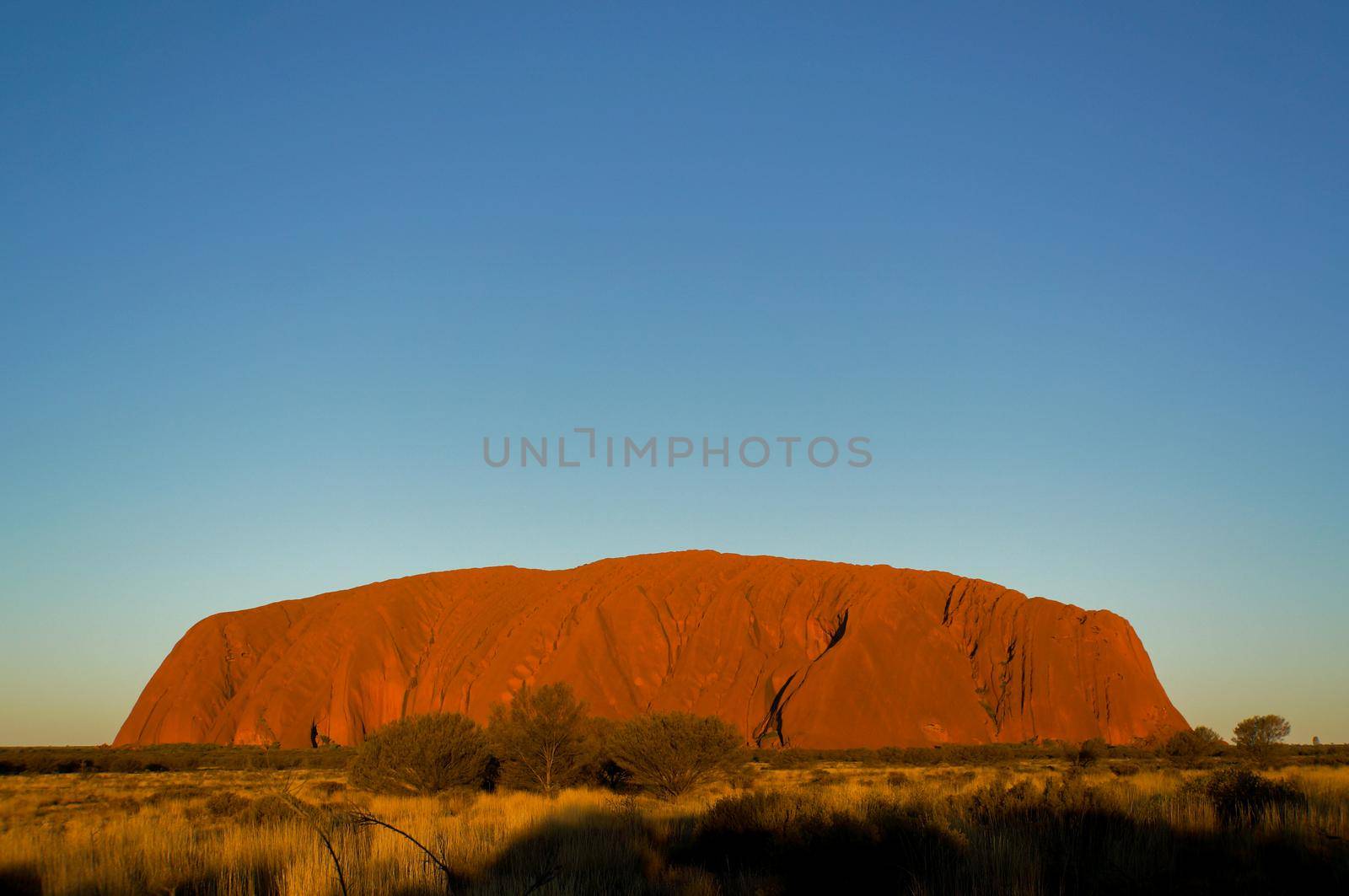 Sonnenaufgang am Uluru, Ayers Rock, dem Roten Zentrum von Australien