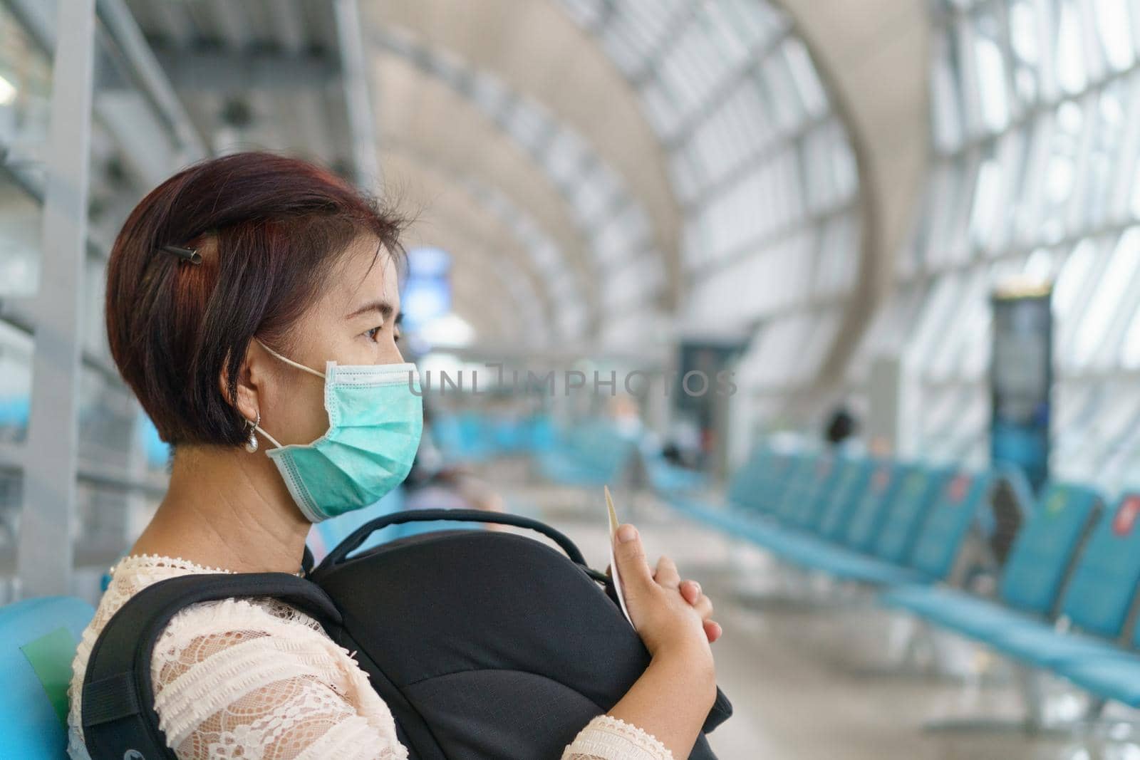 New normal lifestyle ,Air travellers must wear masks to protect covid-19 by toa55