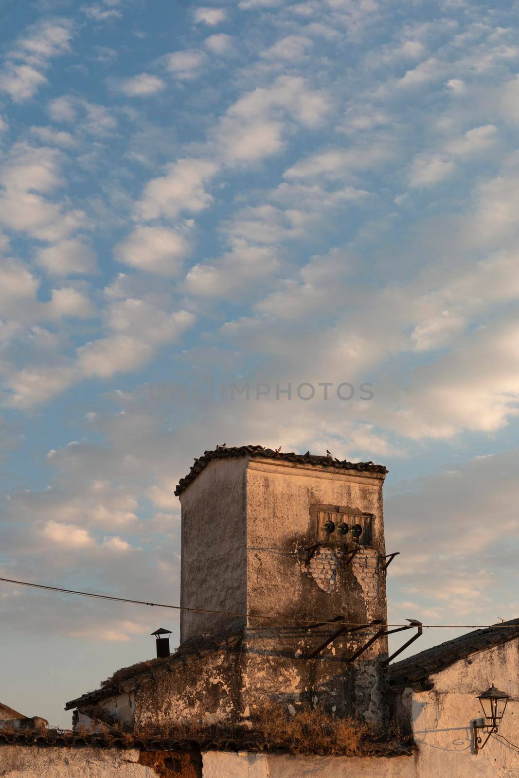 Old electric current transformer in southern Andalusia by loopneo