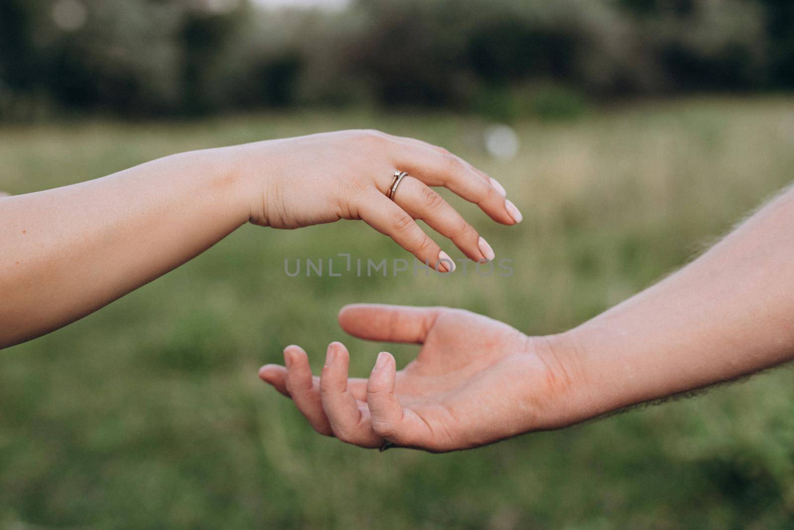 scheme of handshaking and distancing in psychology and the science of body language - kinesics and takesics