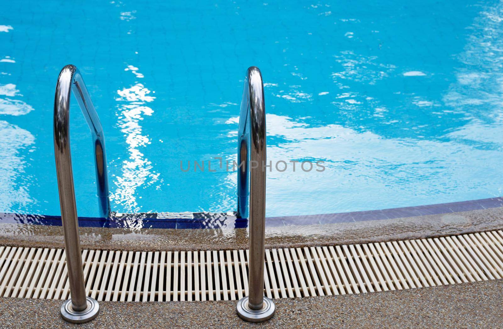 Outdoor swimming pool with stair