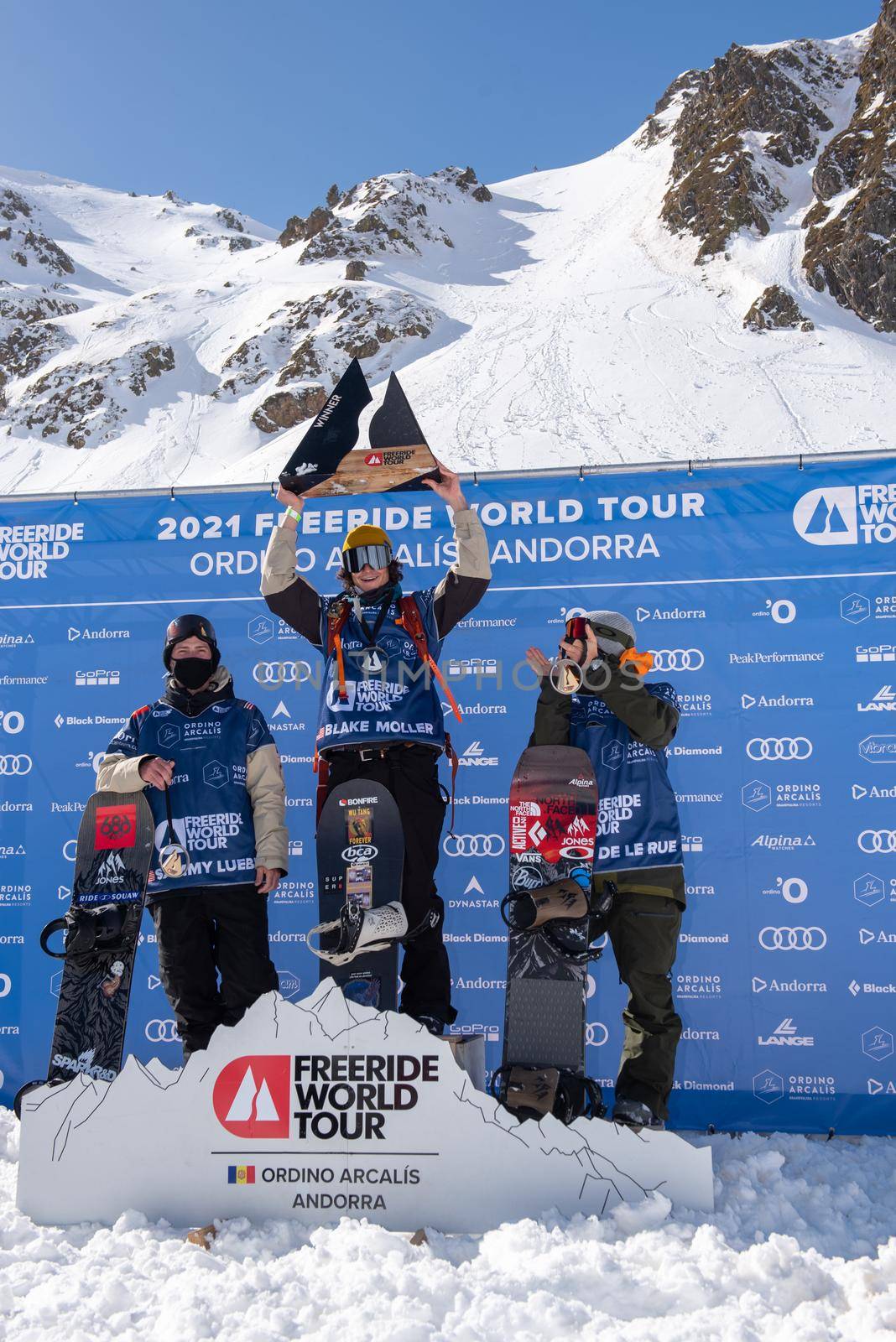 Ordino Arcalis, Andorra: 2021 February 24: Sammy Lueber, Blaker Moller, De le Rue in action at the Freeride World Tour 2021 Step 2 at Ordino Alcalis in Andorra in the winter of 2021.