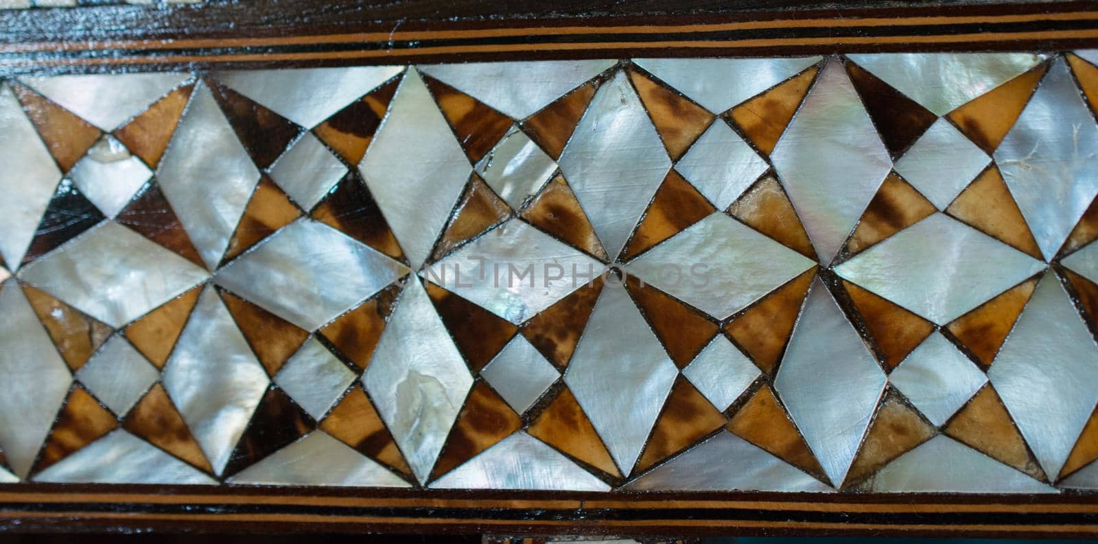 Example of Mother of Pearl inlays by berkay