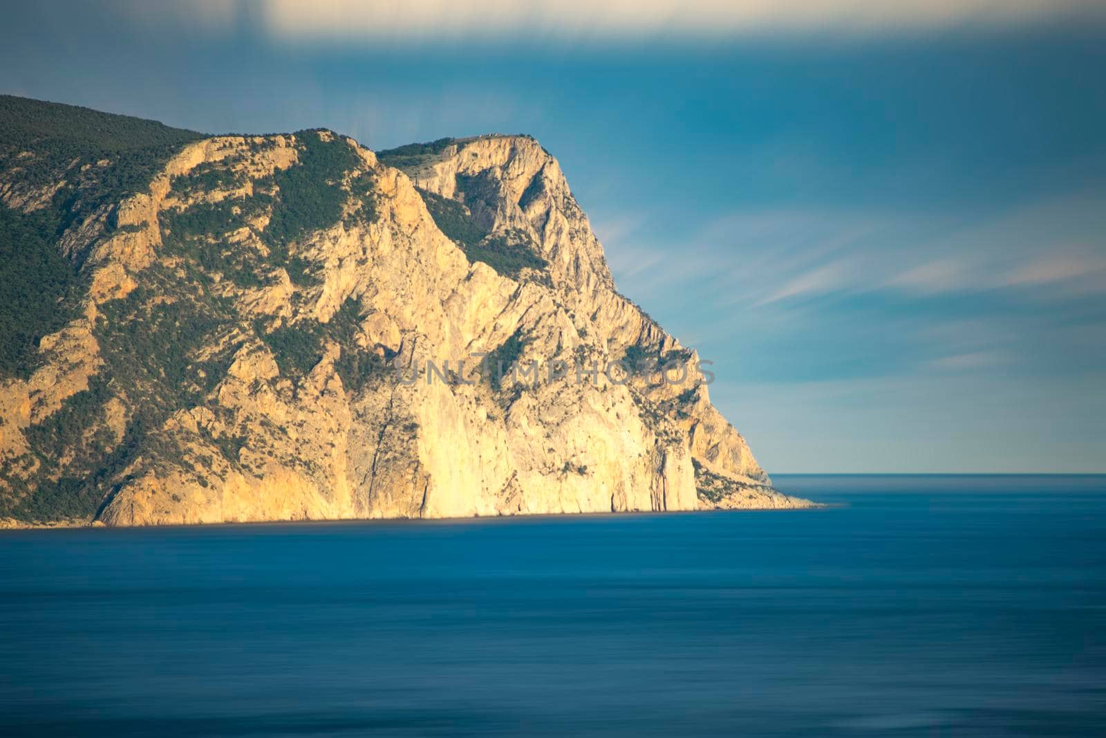Natural landscape with sea and rocks.