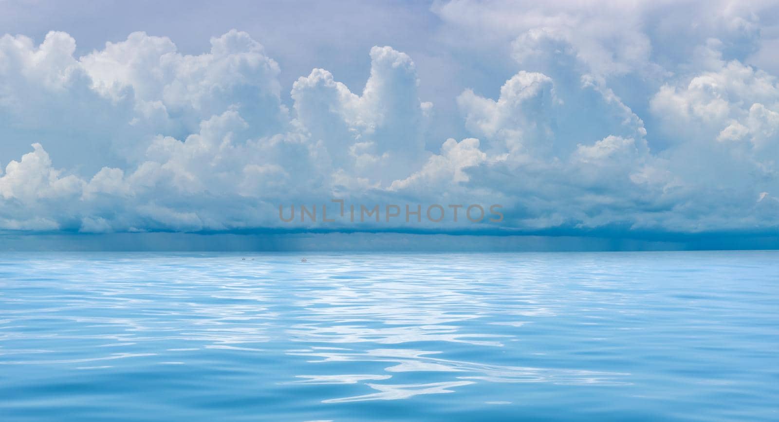 Panoramic beautiful seascape with cloud on a sunny day.