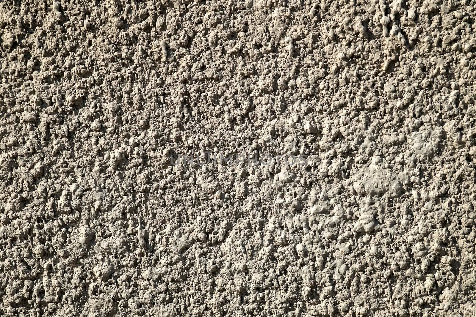 View from the front. UNUSUAL SURFACE.