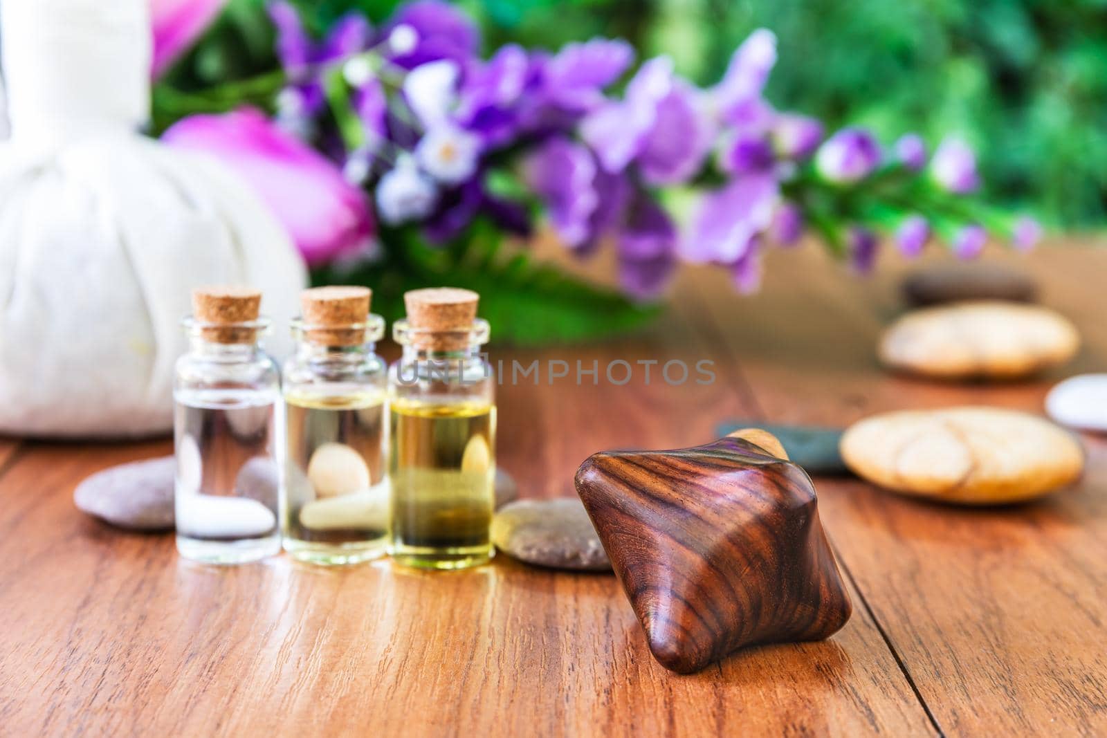 Wood hand massage device and finger, Thai Spa massage setting bottle with essential oil