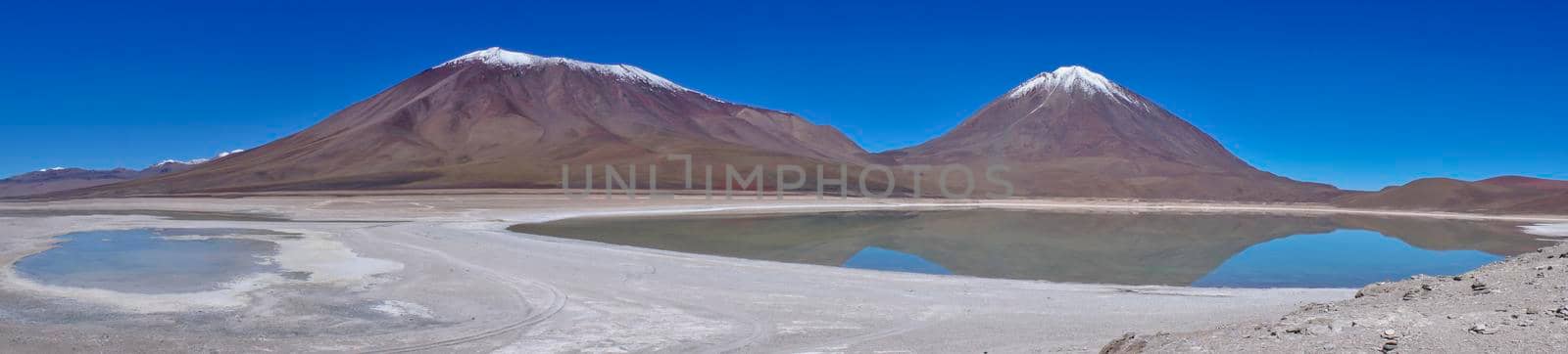 Altiplano Lakes, Bolivia, South America, Laguna Verde,Green lake