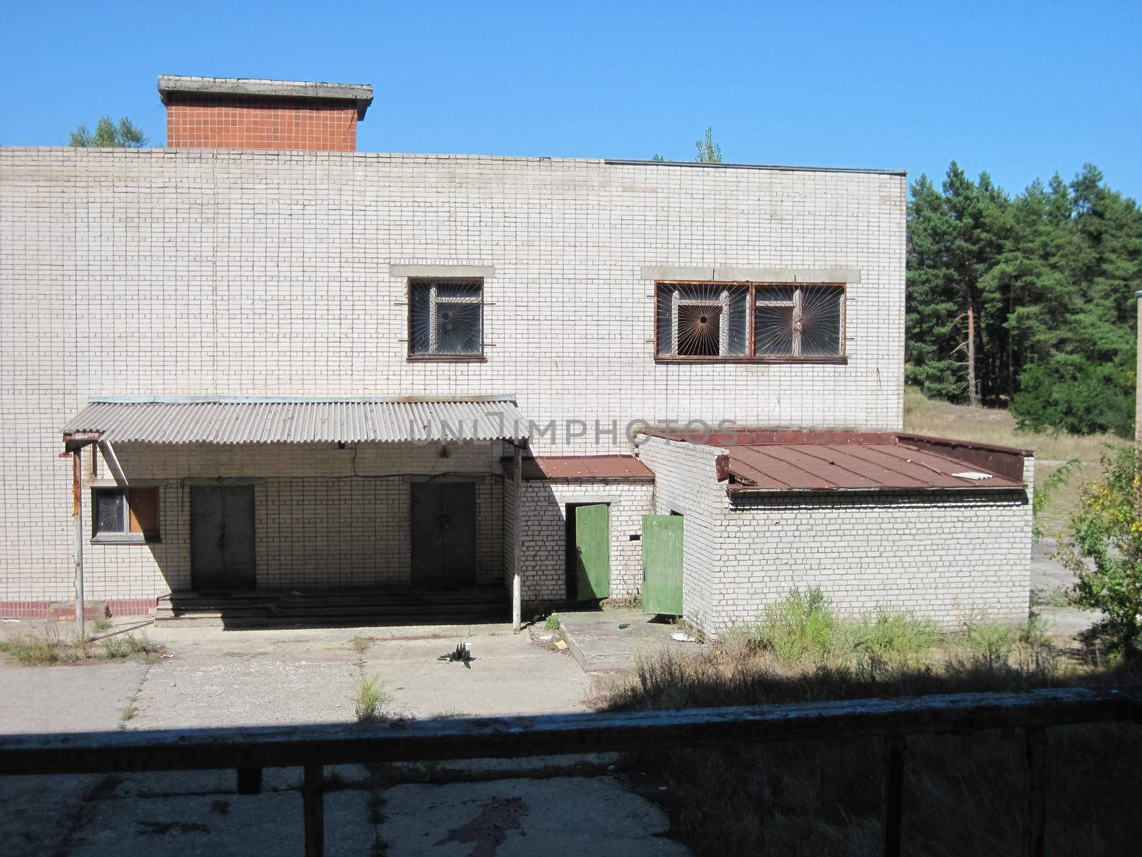Abandoned residential buildings in village of Orbita near the Chyhyryn Nuclear Power Plant. Abandoned and destroyed. by DePo