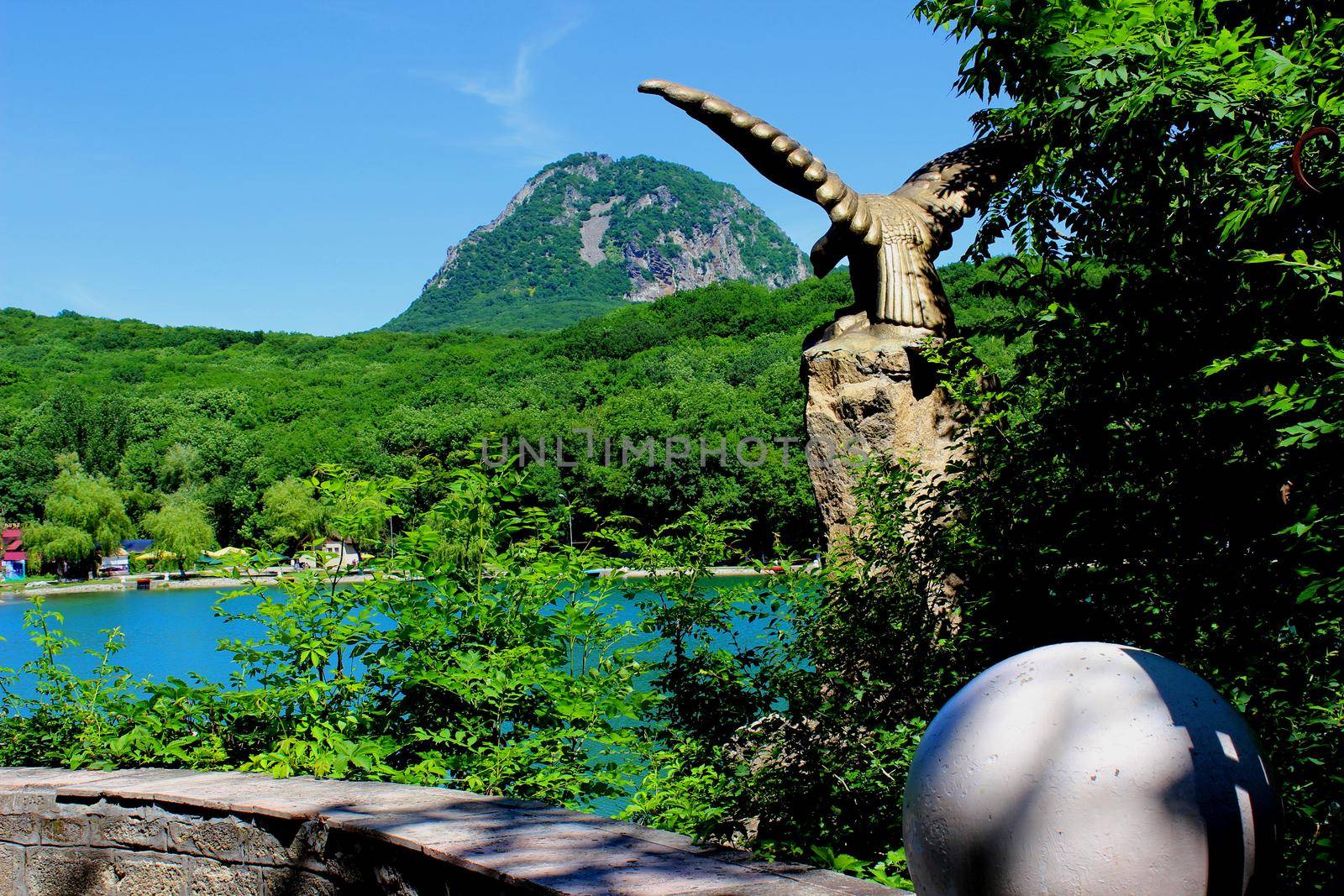 A decorative lake overlooking the mountain in the park.