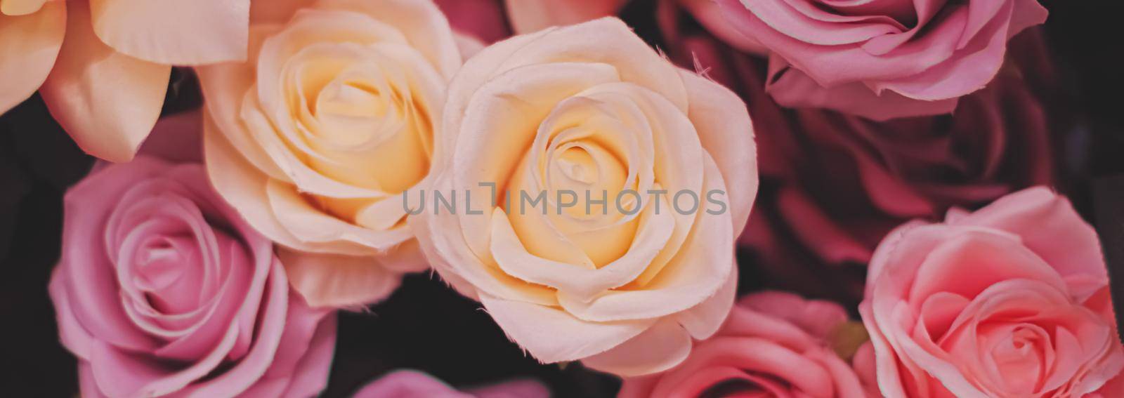Roses as floral decoration for wedding and flower shop decor by Anneleven