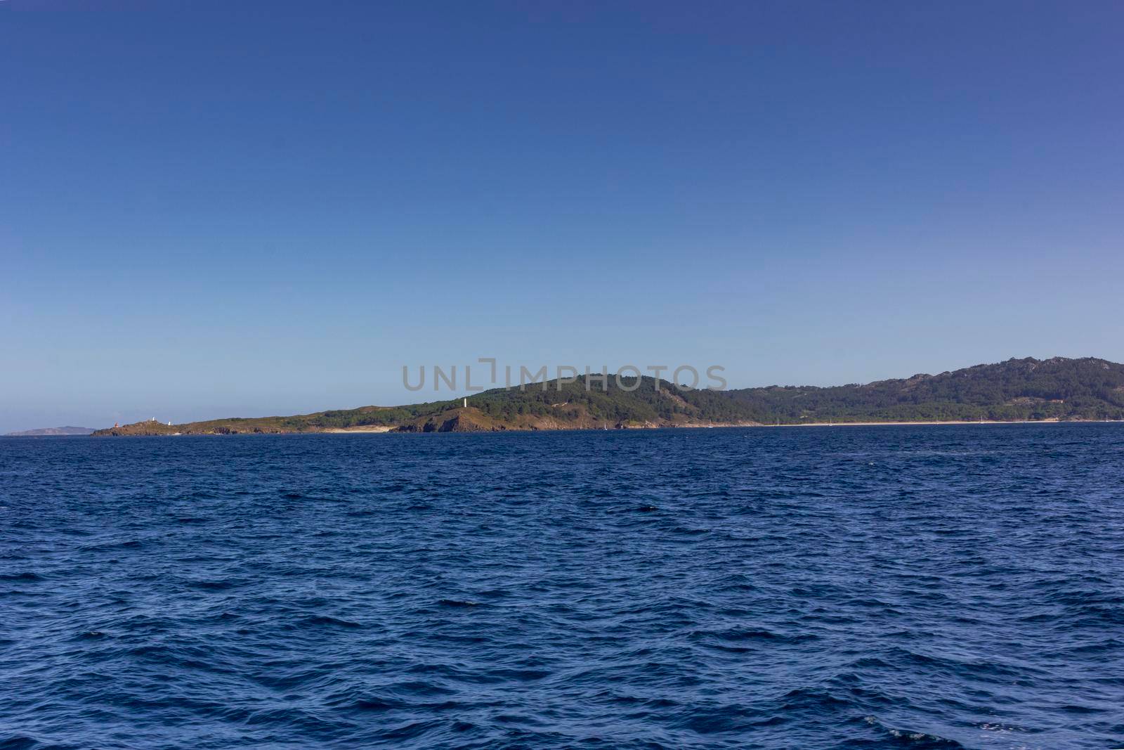 Boat trip through the Atlantic Ocean by loopneo