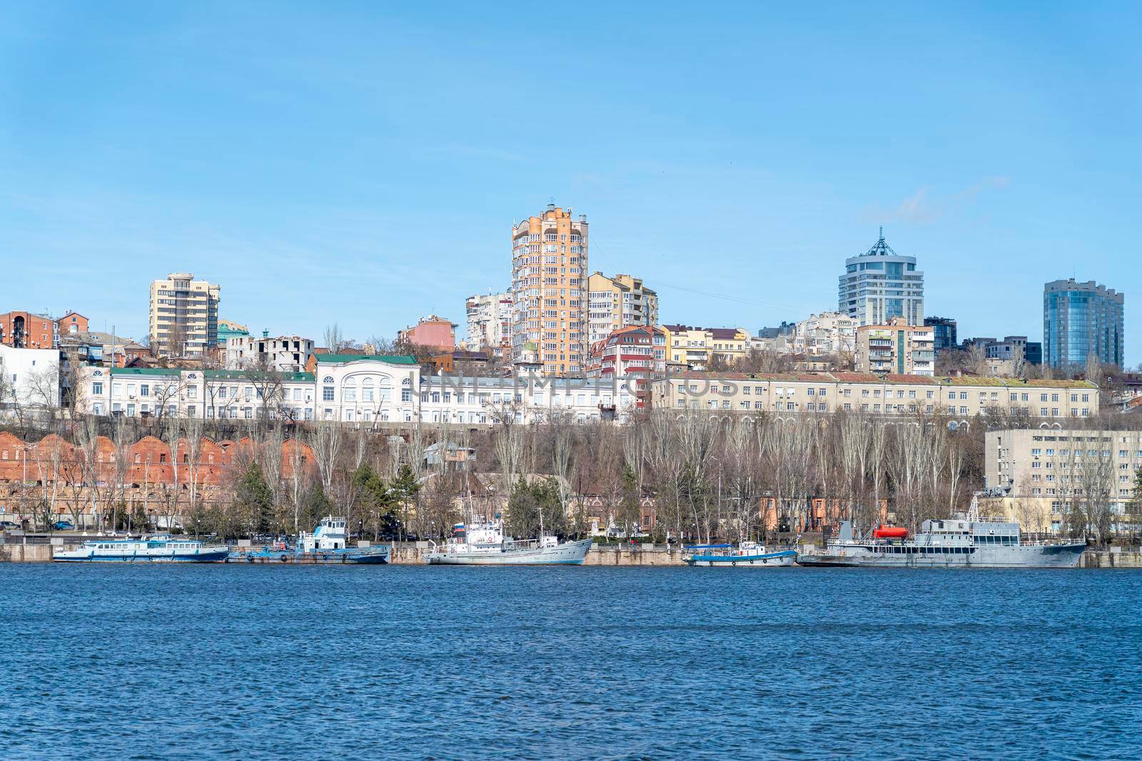 ships on the water on the background of the city. High quality photo
