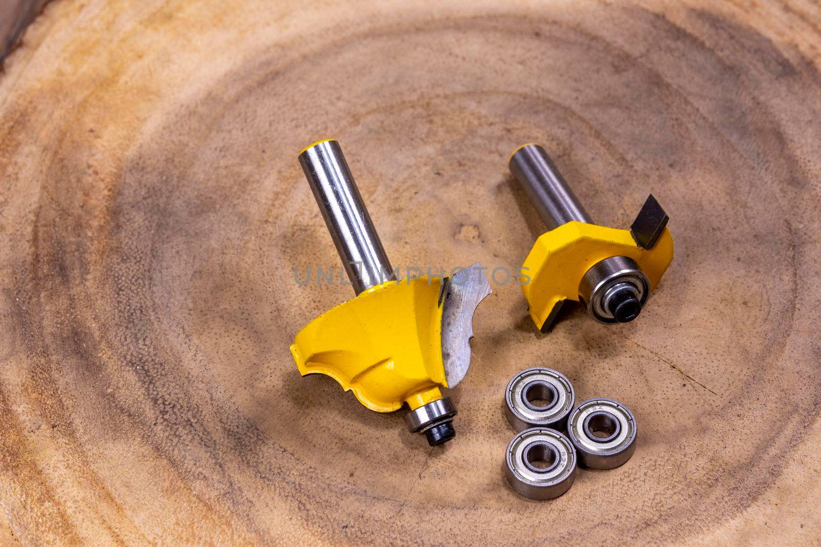 Shaped two joinery cutters and three bearings by ben44