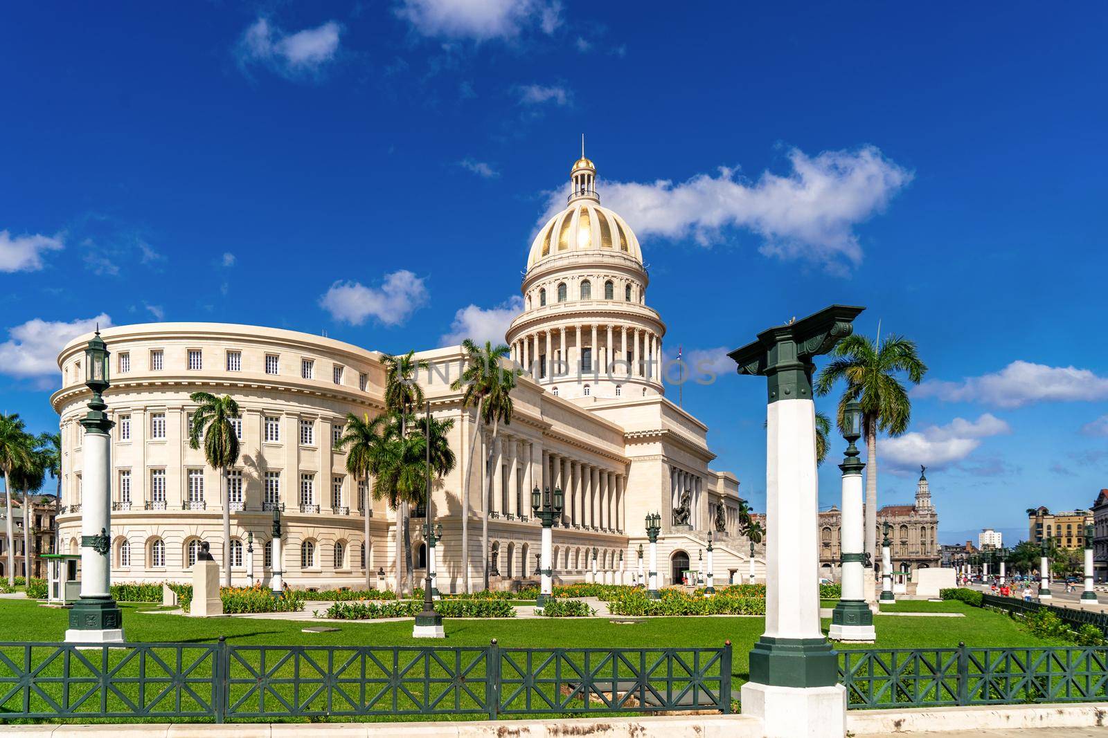 Capitol of Havana by jrivalta