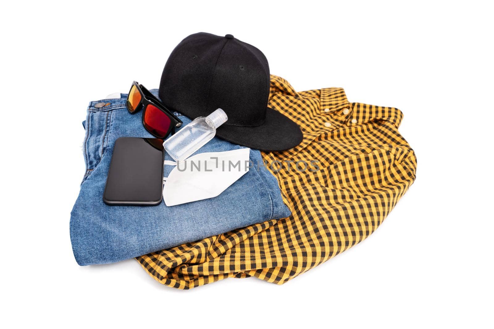 Modern stylish male outfit for the pandemic outing by Mendelex