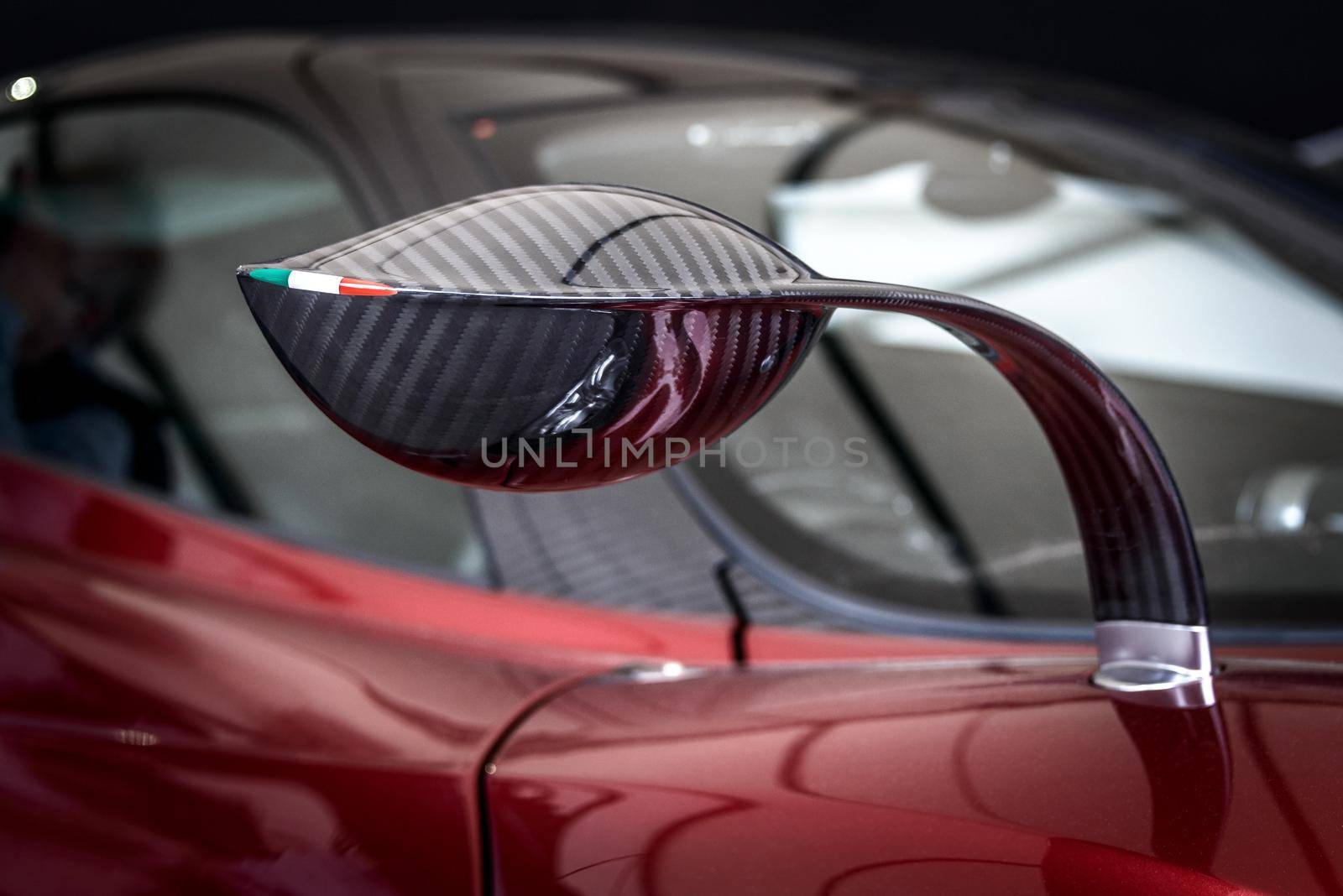 Carbon fibre Pagani Huayra wing mirror by dutourdumonde
