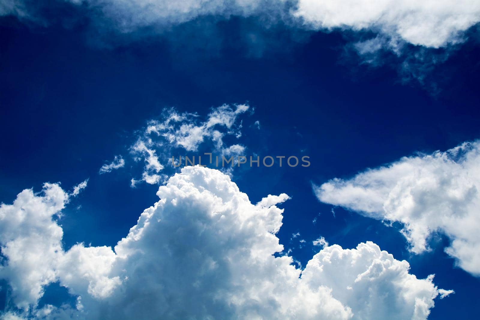 huge heap white cloud blue sky in autumn by Darkfox