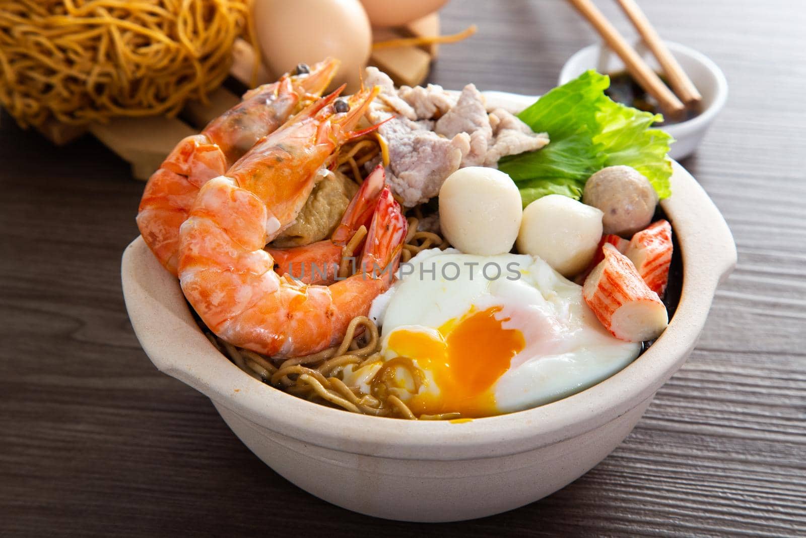 Clay Pot Yee Mee Seafood Noodle Soup with flavorful Cooked Ingredients