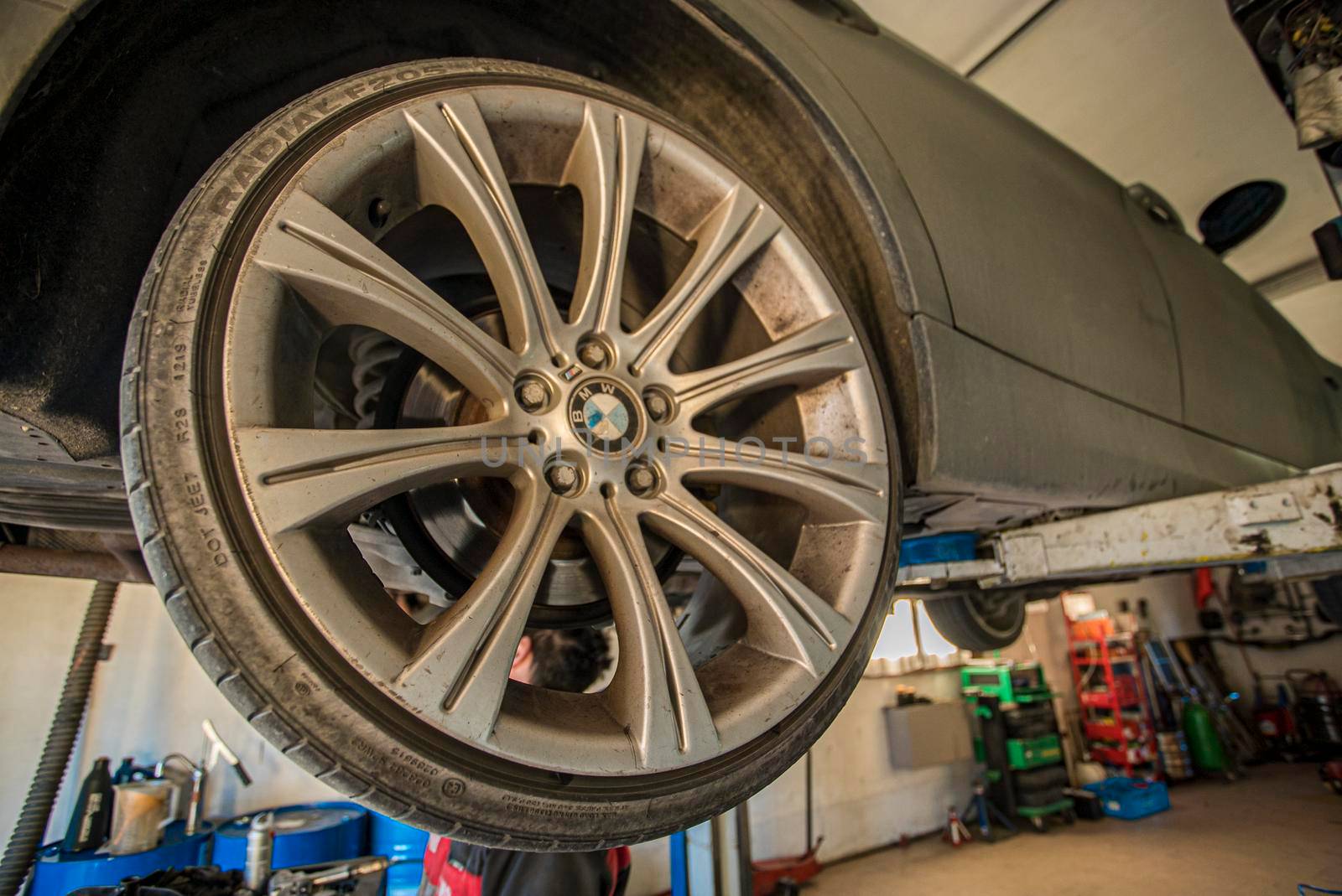 Wheel car repair service 2 by pippocarlot