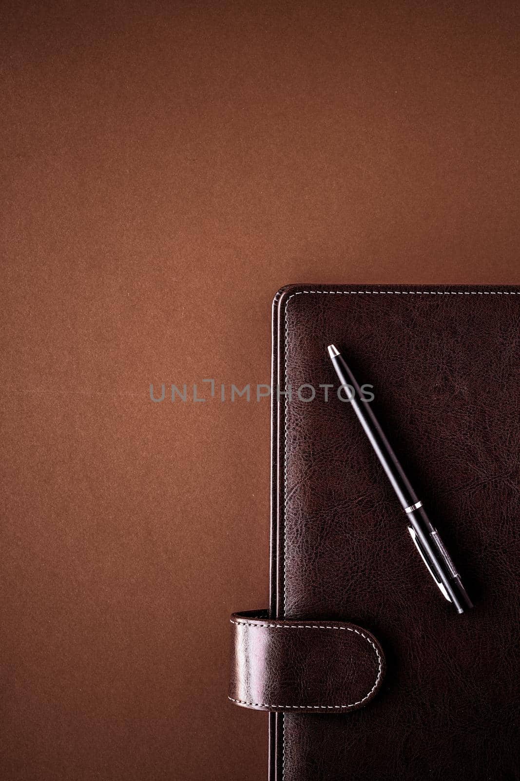 Productivity, work and corporate lifestyle concept - Vintage business briefcase on the office table desk, flatlay background