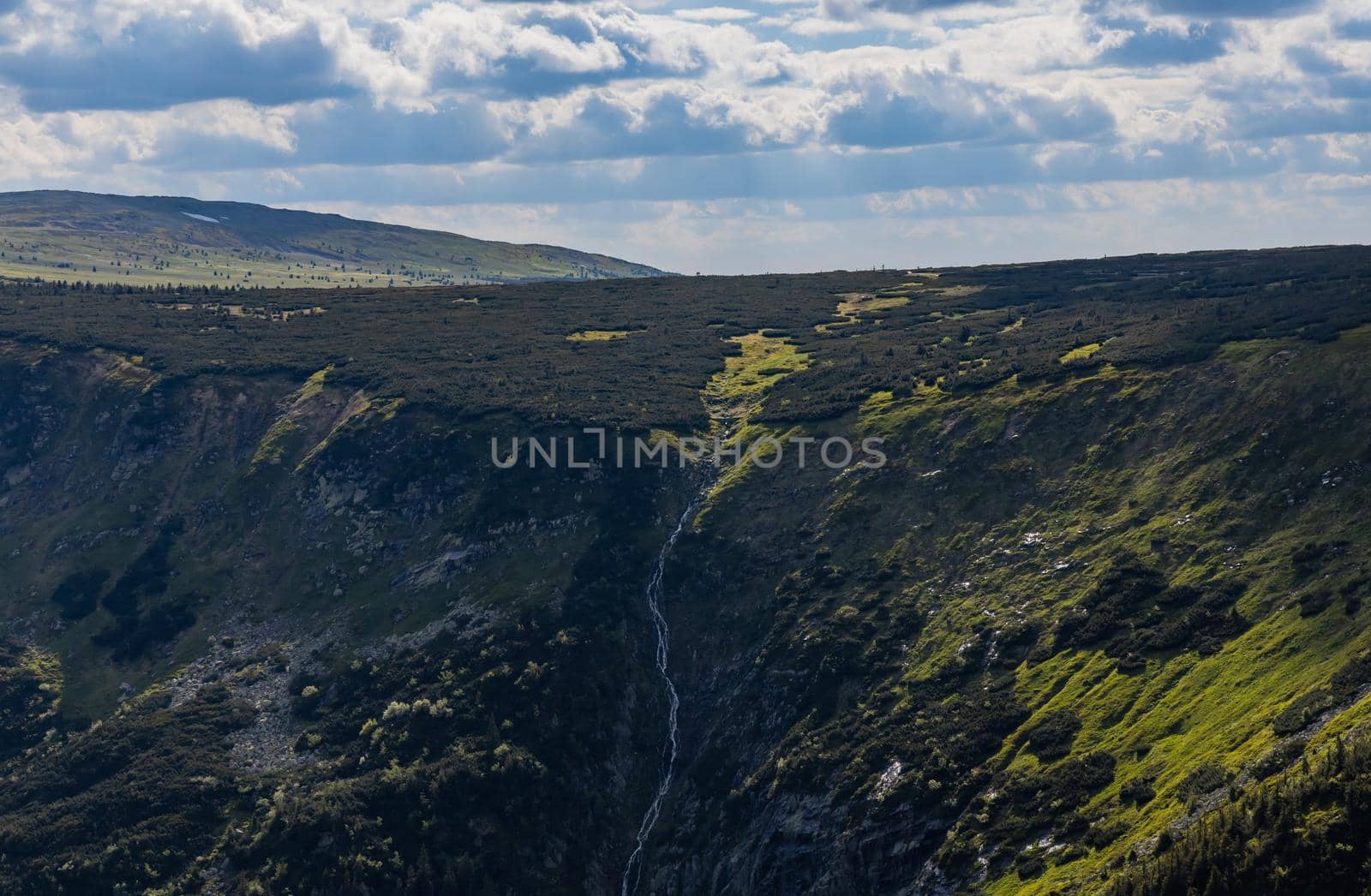 Panorama of Giant Mountains next to trail to Sniezka