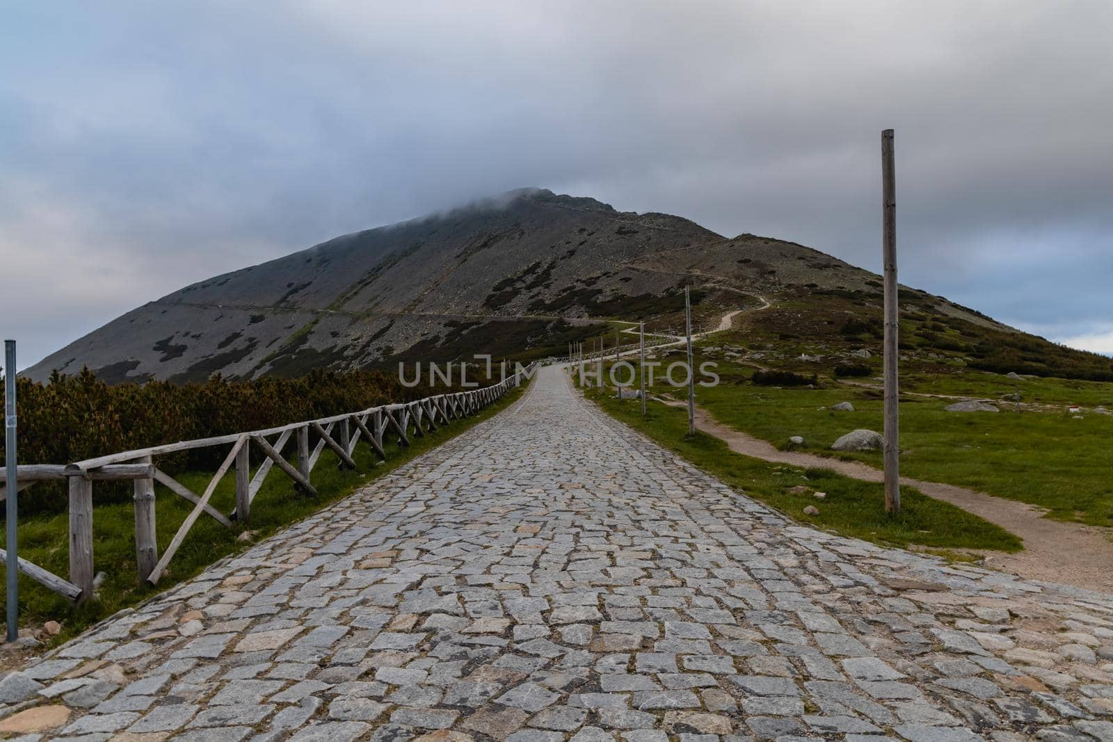 Long mountain trail with panorama of Karkonosze Giant Mountains around by Wierzchu