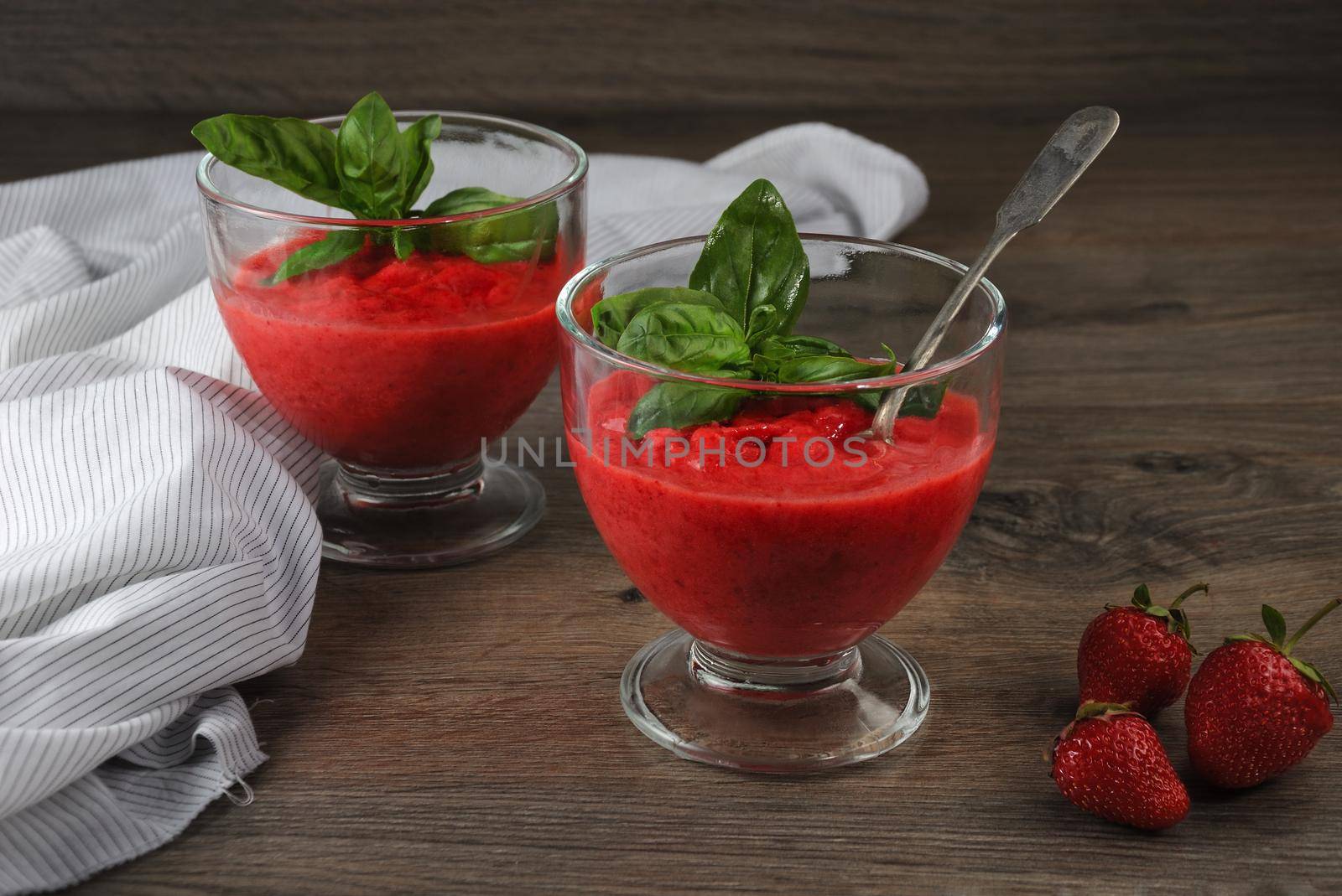 strawberry slushie with basil by Apolonia