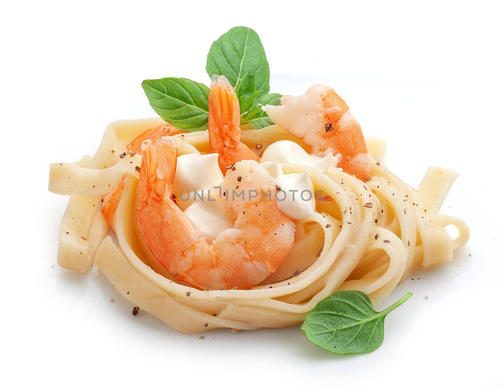 Boiled shrimps  with pasta by Angorius