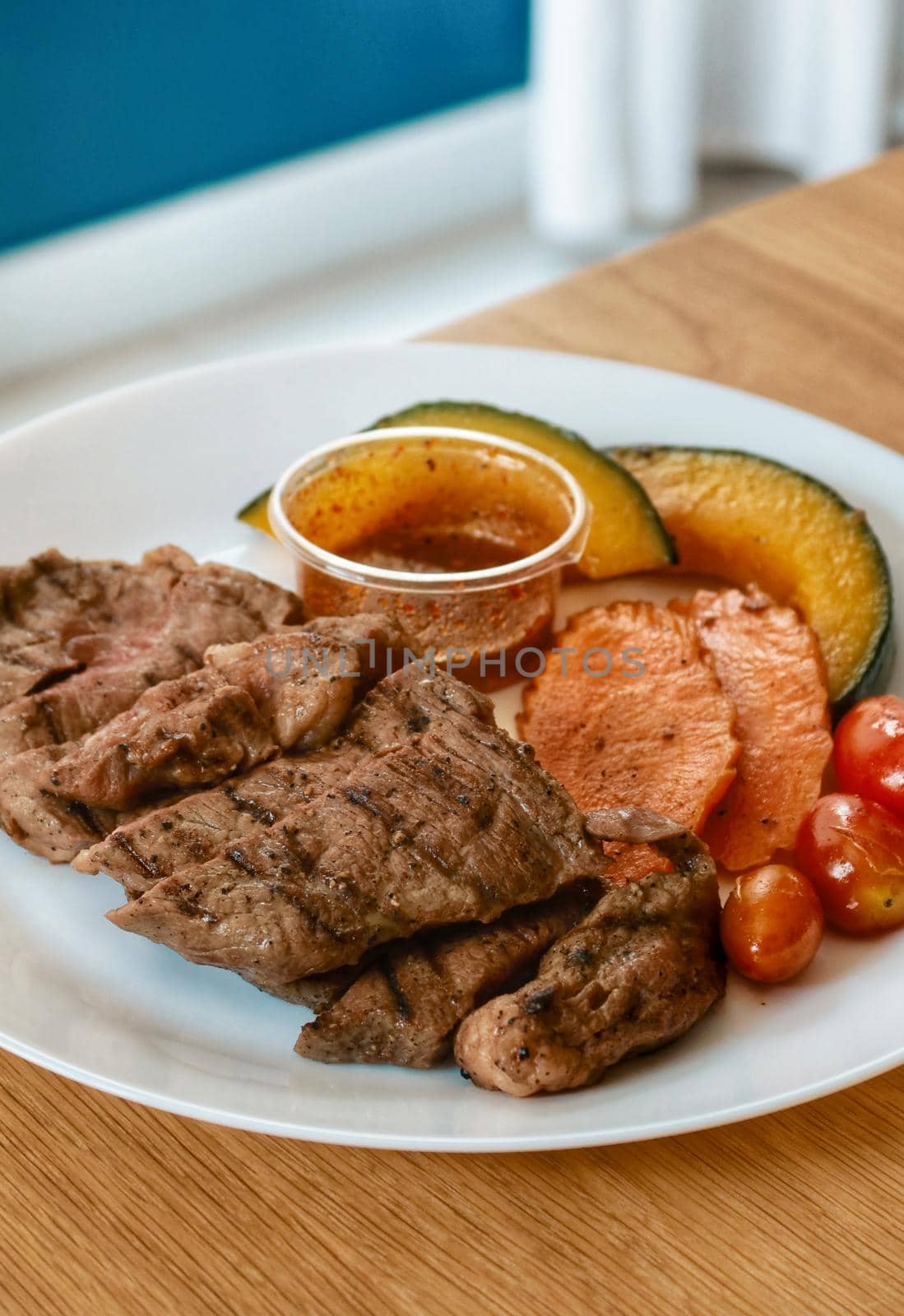 beef steak with grilled vegetable