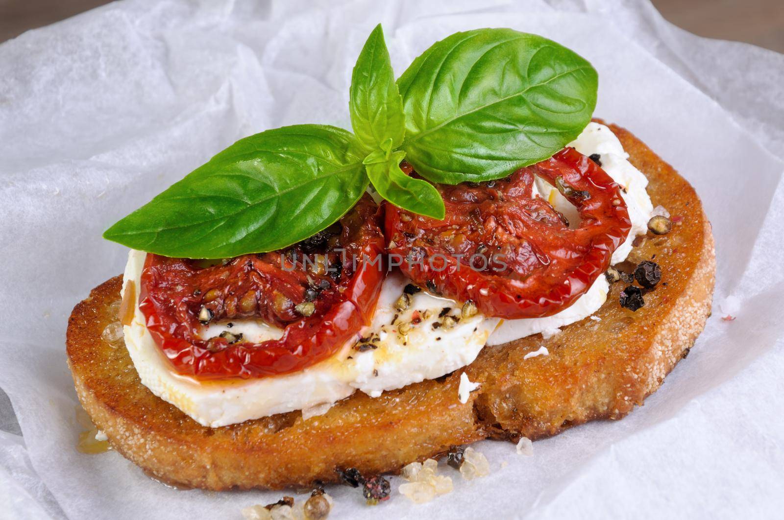Bruschetta with feta and tomatoes by Apolonia